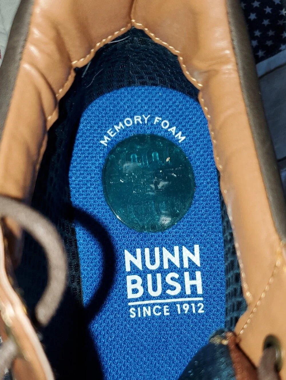 Nunn Bush Cognac Leather Chukka Lace-Up Boots